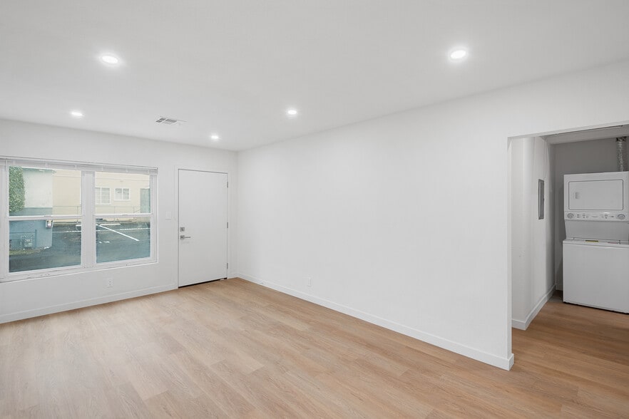 More Photos Of 240-260 E Providencia Ave, Burbank Apartments For Sale