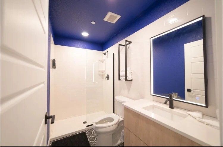 More Photos Of 111 N Lincoln Ave, Hastings Hotel For Sale