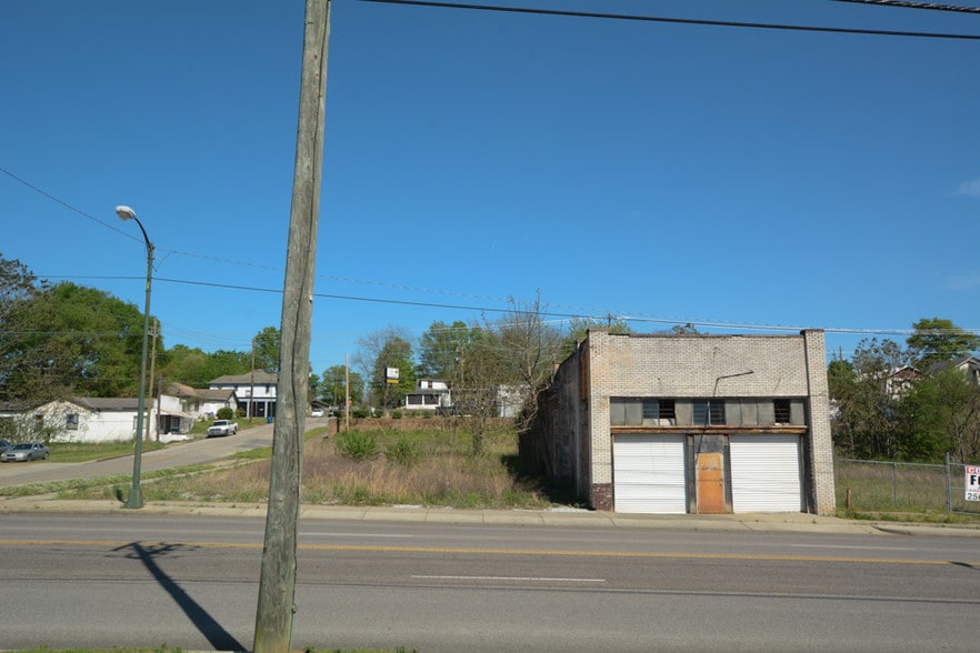 More Photos Of 525 Noble St, Anniston Warehouse For Sale
