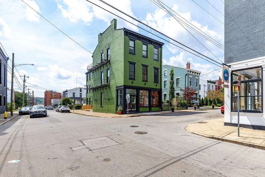 Primary Photo Of 1901 Baymiller St, Cincinnati Storefront Retail Residential For Lease