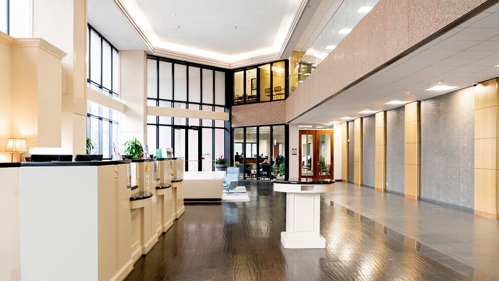 More Photos Of 3900 Essex Ln, Houston Office For Lease