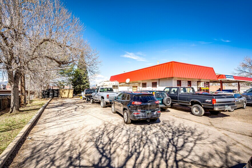 More Photos Of 1200 W Littleton Blvd, Littleton Service Station For Sale