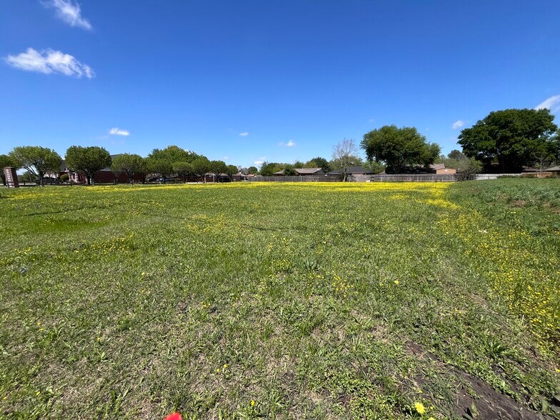 More Photos Of 0 Fairmont Parkway, La Porte Land For Sale