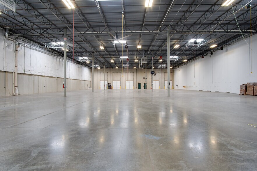 More Photos Of 7118 Geoffrey Way, Frederick Warehouse For Lease