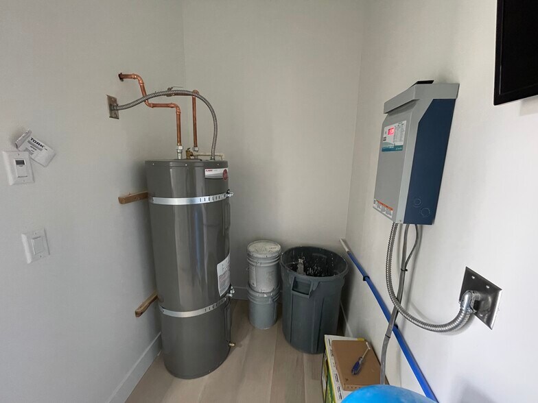 More Photos Of 4200 Love Ln, Bozeman Self Storage For Sale