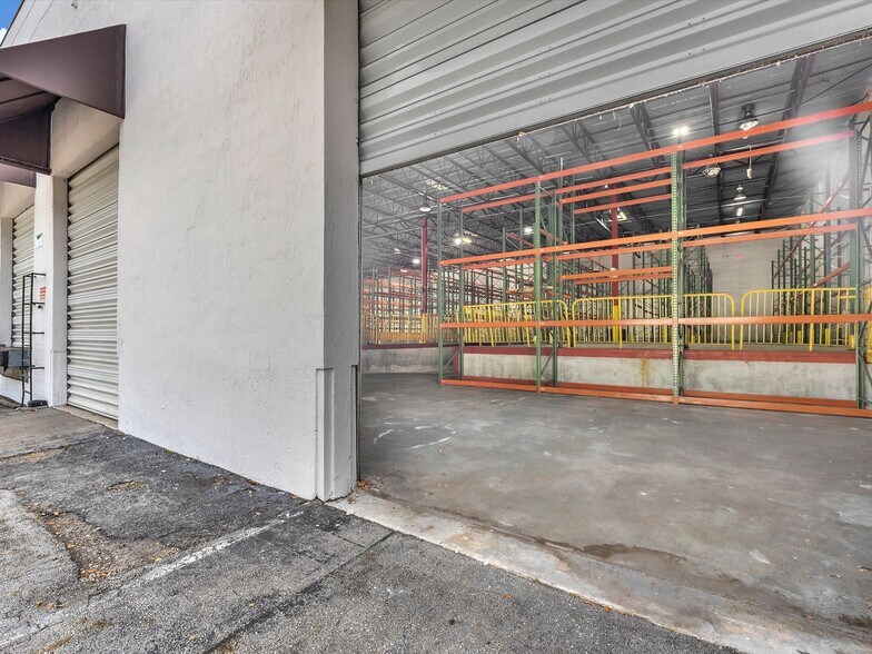 More Photos Of 2797 NW 105th Ave, Miami Warehouse For Lease