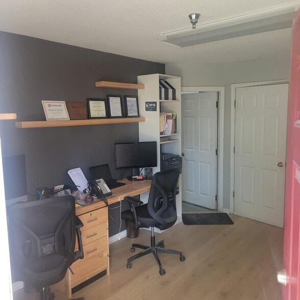 More Photos Of 15 Hargrove Ln, Palm Coast Manufacturing For Sale