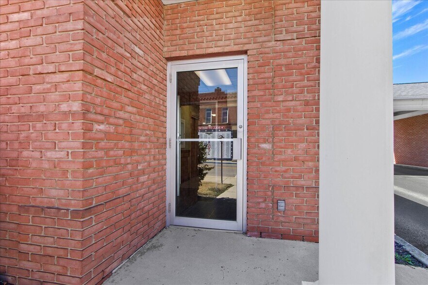 More Photos Of 8 W Maple St, North Lewisburg Storefront Retail Office For Lease
