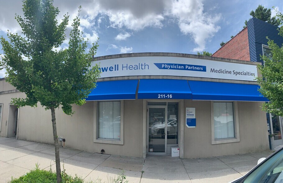 More Photos Of 211-20 Union Tpke, Oakland Gardens Storefront Retail Office For Sale