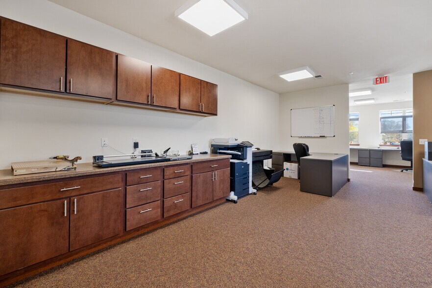 More Photos Of 122 Wisconsin St, West Bend Office For Lease