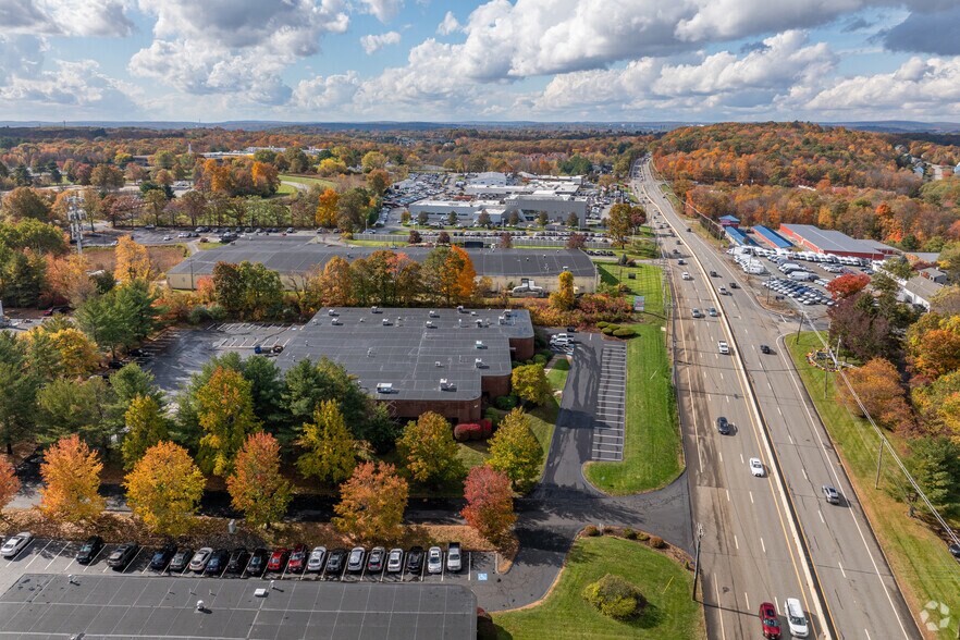 More Photos Of 810 Boston Tpke, Shrewsbury Warehouse For Lease