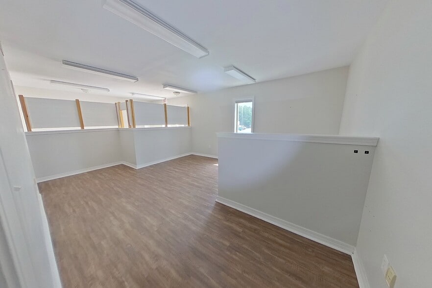 More Photos Of 5113 N Davis Hwy, Pensacola Office For Lease