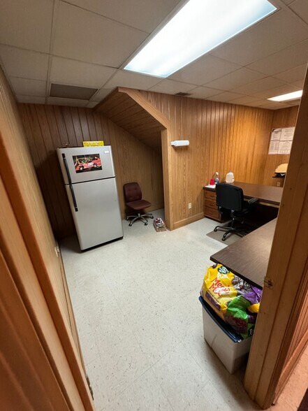 More Photos Of 2032 Sylvester Dr, Moultrie Warehouse For Sale