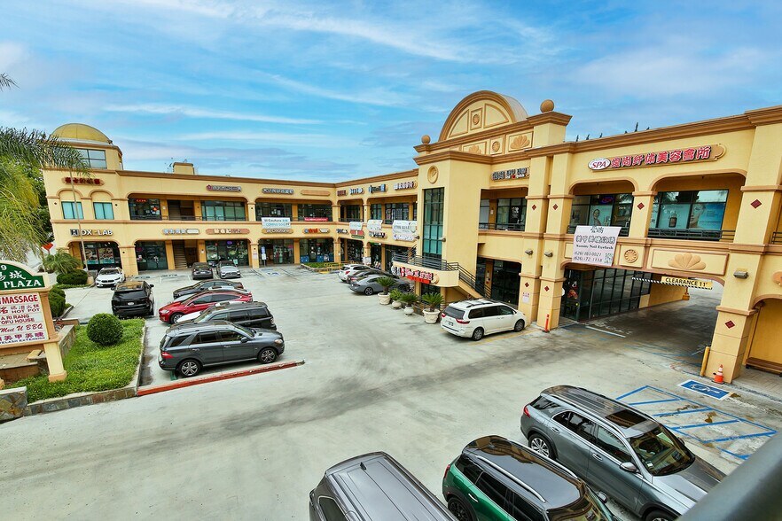 More Photos Of 529 E Valley Blvd, San Gabriel General Retail For Lease