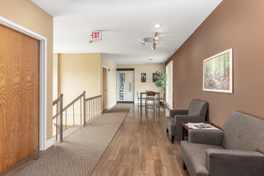 More Photos Of 2180 44th St SE, Kentwood Office For Sale