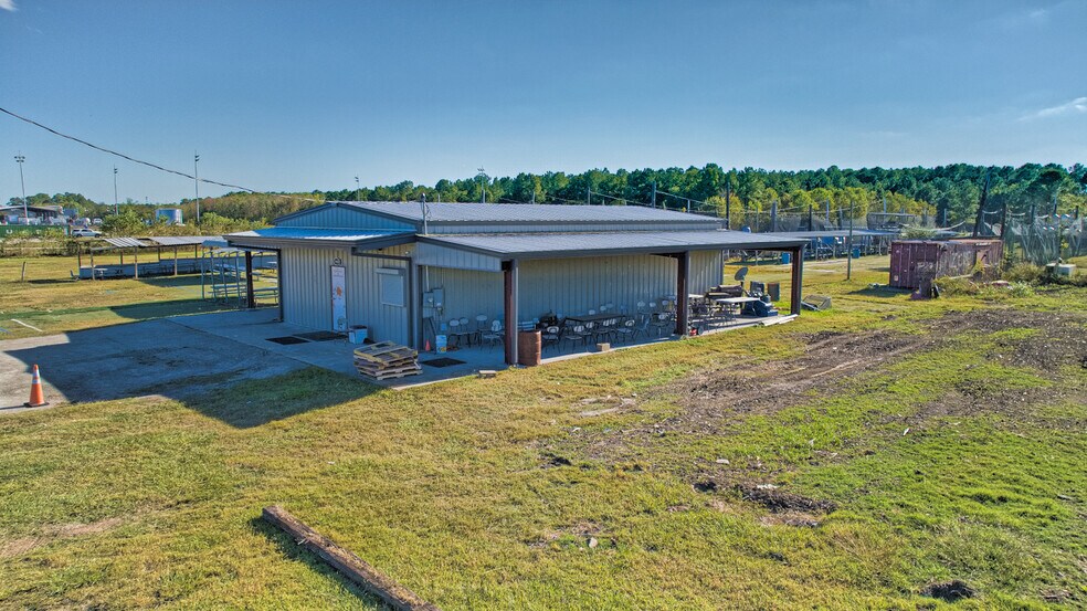 More Photos Of 14100 Beamer Rd, Friendswood Land For Sale