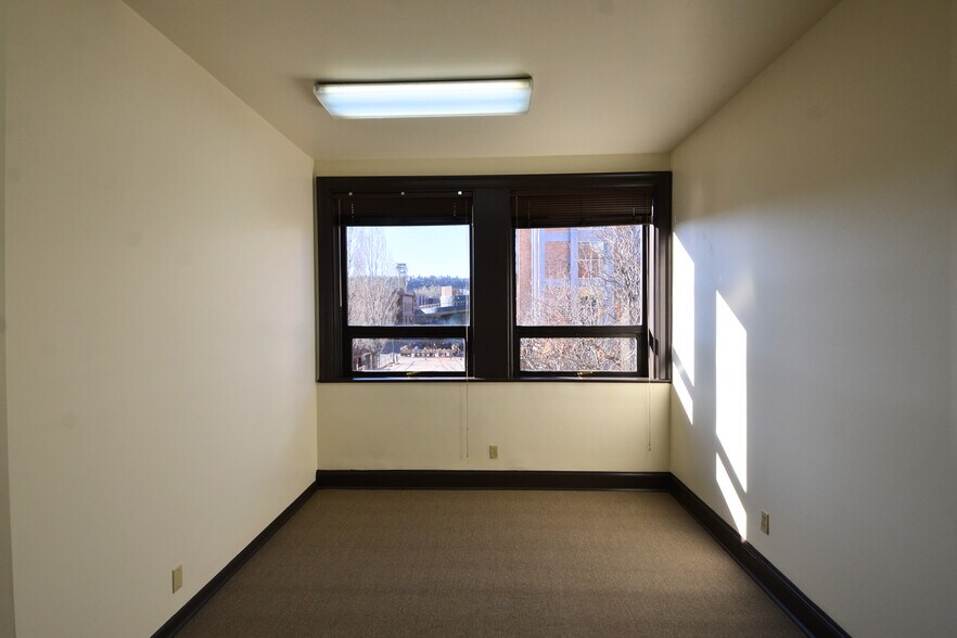 More Photos Of 114 N San Francisco St, Flagstaff Office For Lease