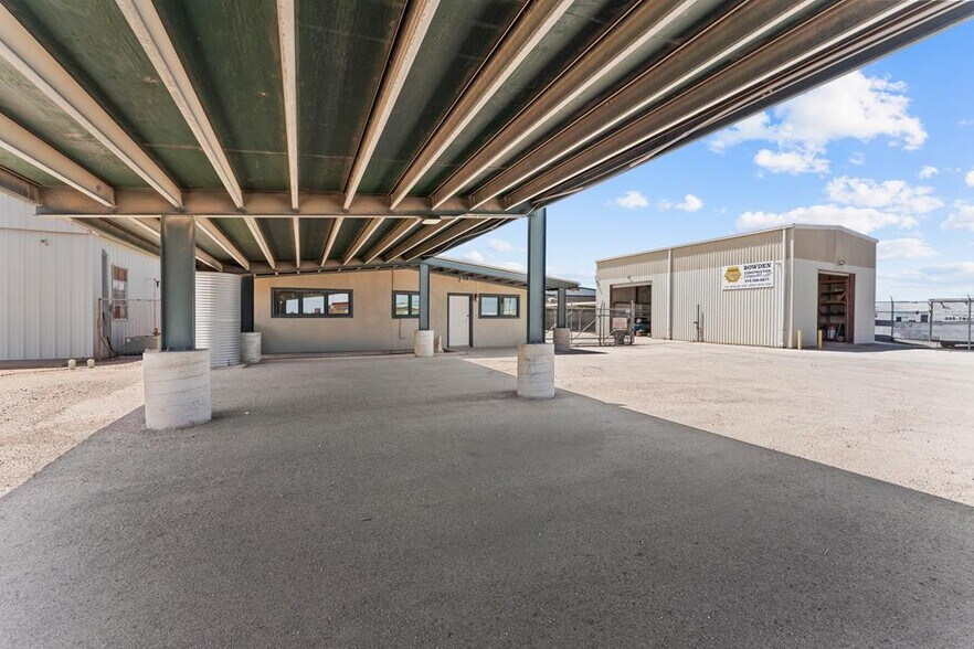 Primary Photo Of 5407 Andrews Hwy, Odessa Industrial For Sale