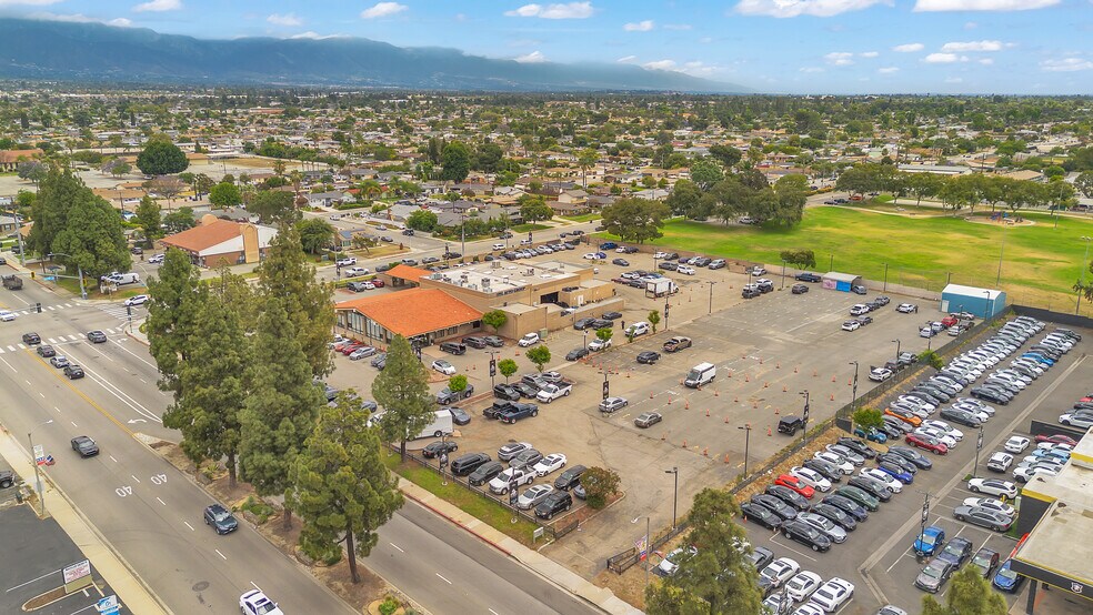 More Photos Of 10325 Central Ave, Montclair Auto Dealership For Lease
