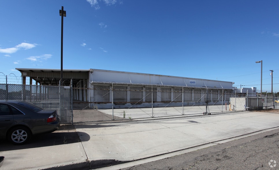 More Photos Of 1010 W 19th St, National City Warehouse For Lease