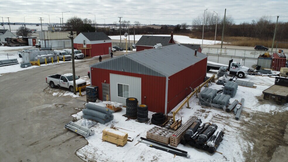 More Photos Of 3N381 Powis Rd, West Chicago Industrial For Lease