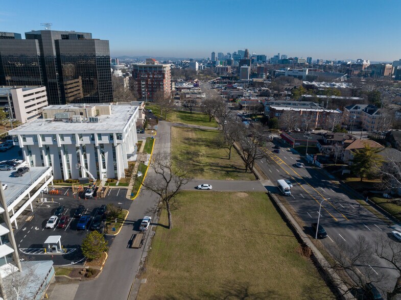 More Photos Of 3200 West End Ave, Nashville Unknown For Lease