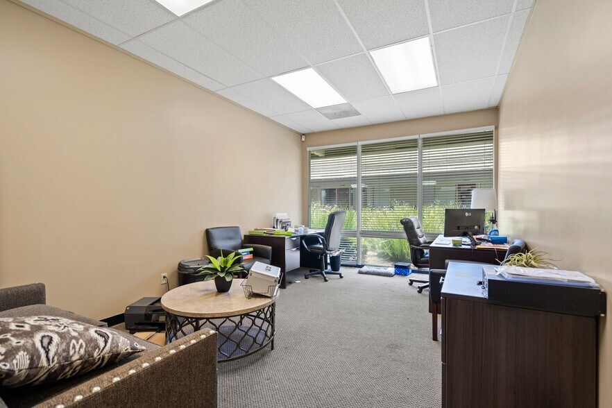 More Photos Of 1516 Brookhollow Dr, Santa Ana Medical For Sale