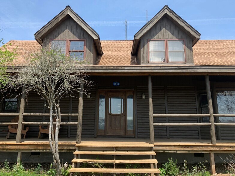 More Photos Of 4225 E Highway 290, Dripping Springs Office For Sale