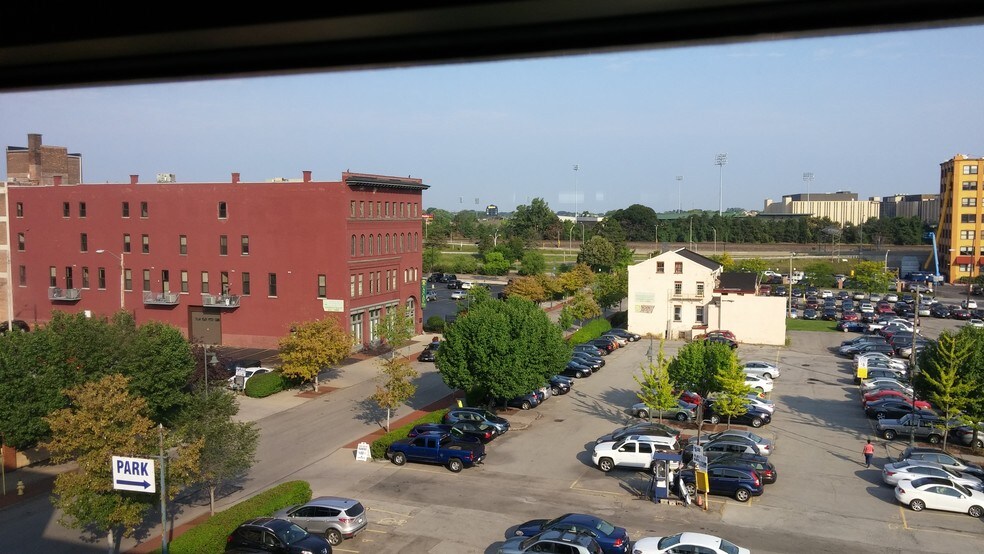 More Photos Of 130-140 W Main St, Rochester Office For Lease