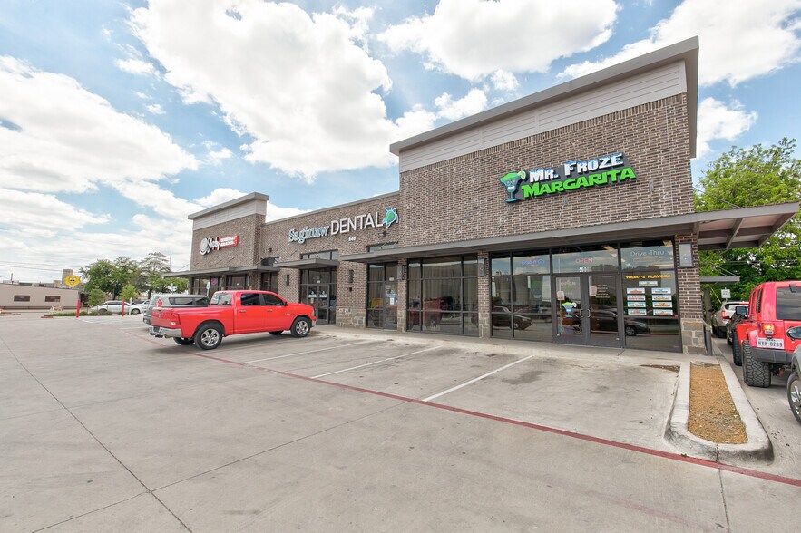 More Photos Of 240 S Saginaw Blvd, Saginaw Freestanding For Sale