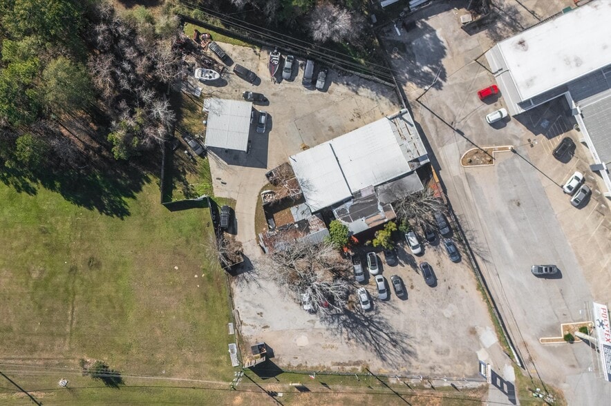 More Photos Of 15831 Highway 105 W, Montgomery Light Manufacturing For Sale