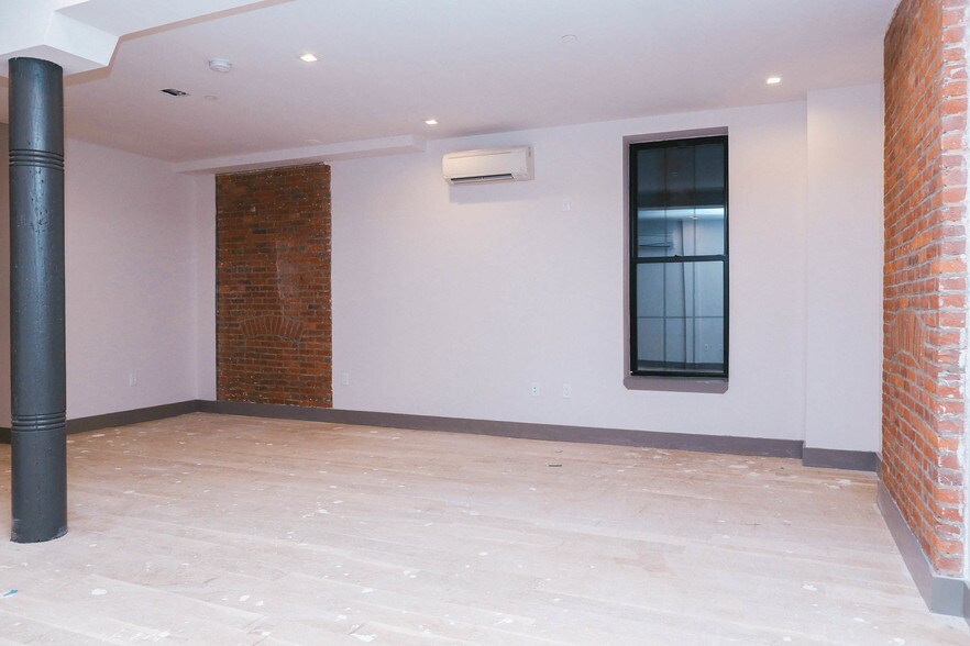 More Photos Of 281 Ellery St, Brooklyn Office Residential For Lease