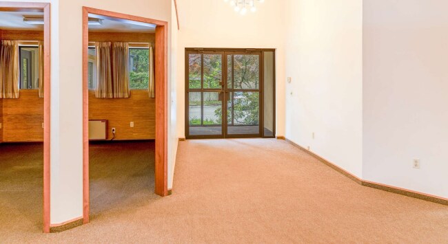 More Photos Of 20 North Rd, Bedford Office For Sale