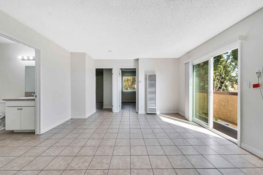 More Photos Of 15240 Nordhoff St, North Hills Apartments For Sale