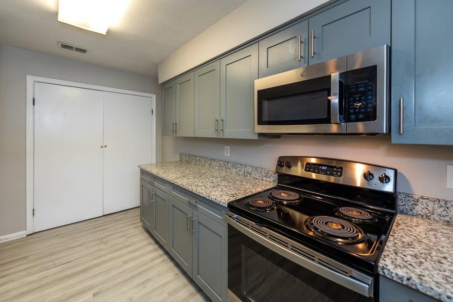 More Photos Of 2111 Pretty Lake Ave, Norfolk Apartments For Sale