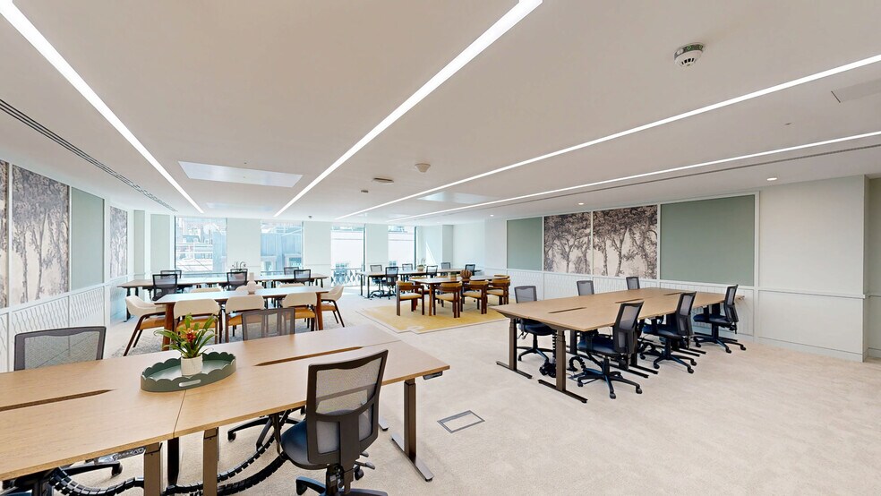 More Photos Of 75 Grosvenor St, London Coworking Space