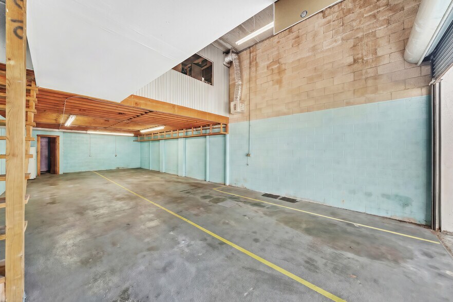 More Photos Of 1769-1791 Blount Rd, Pompano Beach Warehouse For Sale