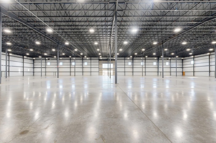 More Photos Of 4245 Capital Cir, Janesville Warehouse For Lease