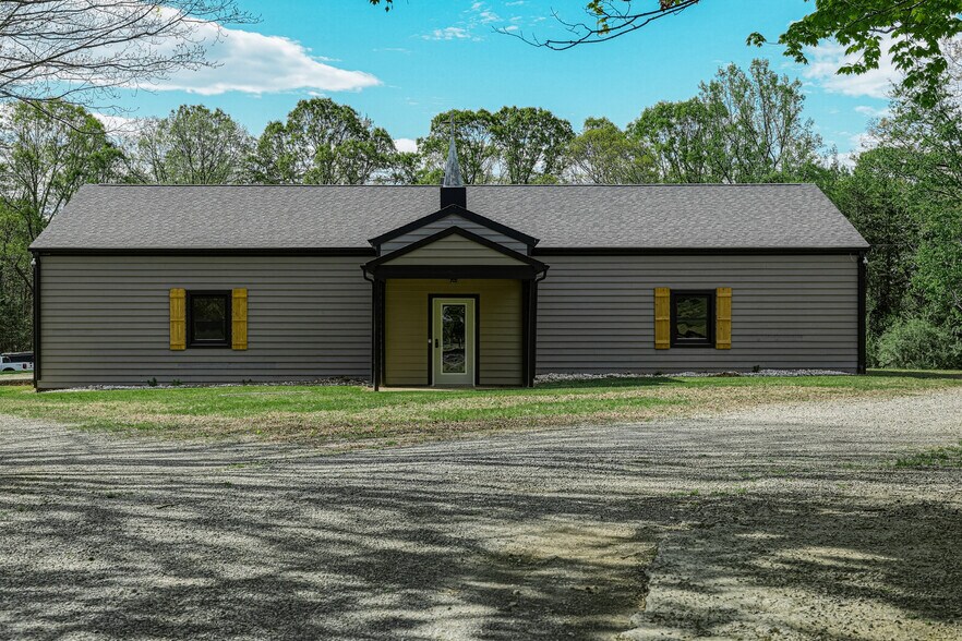 More Photos Of 2554 Sandy Level Rd, Goodview Lodge Meeting Hall For Sale