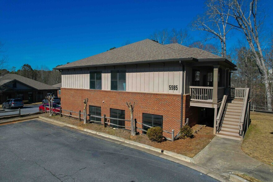 More Photos Of 5985 Parkway North Blvd, Cumming Office For Sale