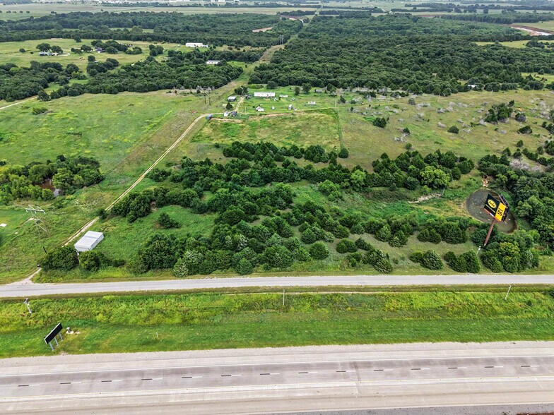 More Photos Of 26597 N County Road 3250, Wynnewood Land For Sale