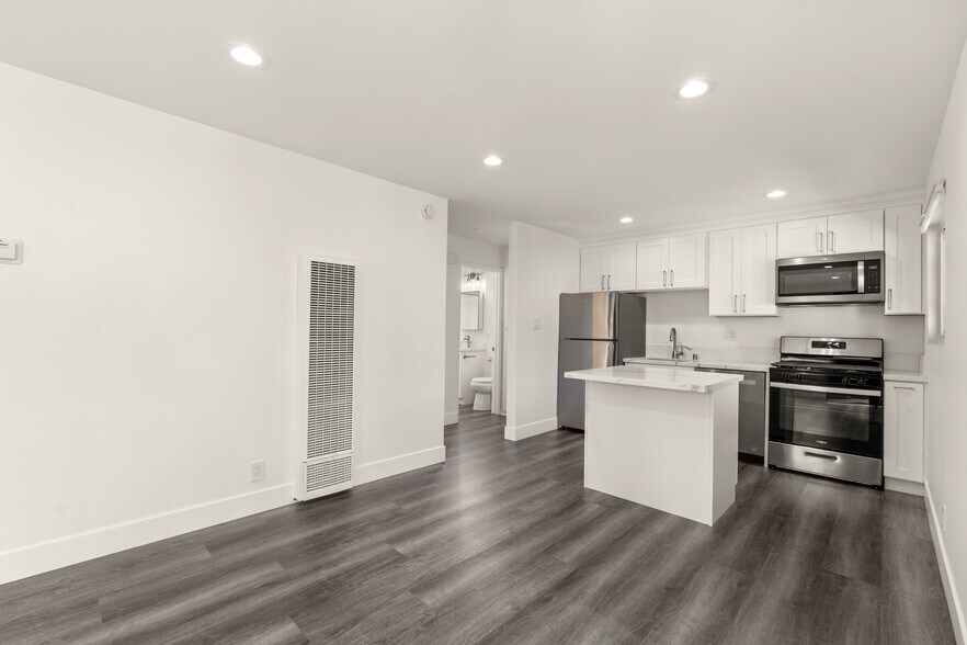 More Photos Of 2114 Clark Ln, Redondo Beach Multifamily For Sale