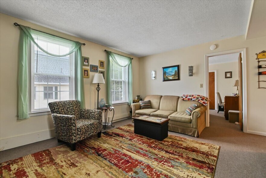 More Photos Of 141 Bellemonte Ave, Hawley Apartments For Sale