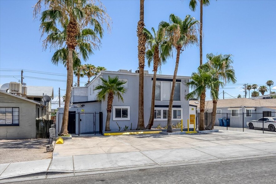 More Photos Of 319 S 10th St, Las Vegas Apartments For Sale