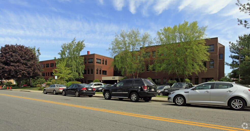 Primary Photo Of 955 Main St, Winchester Medical For Lease