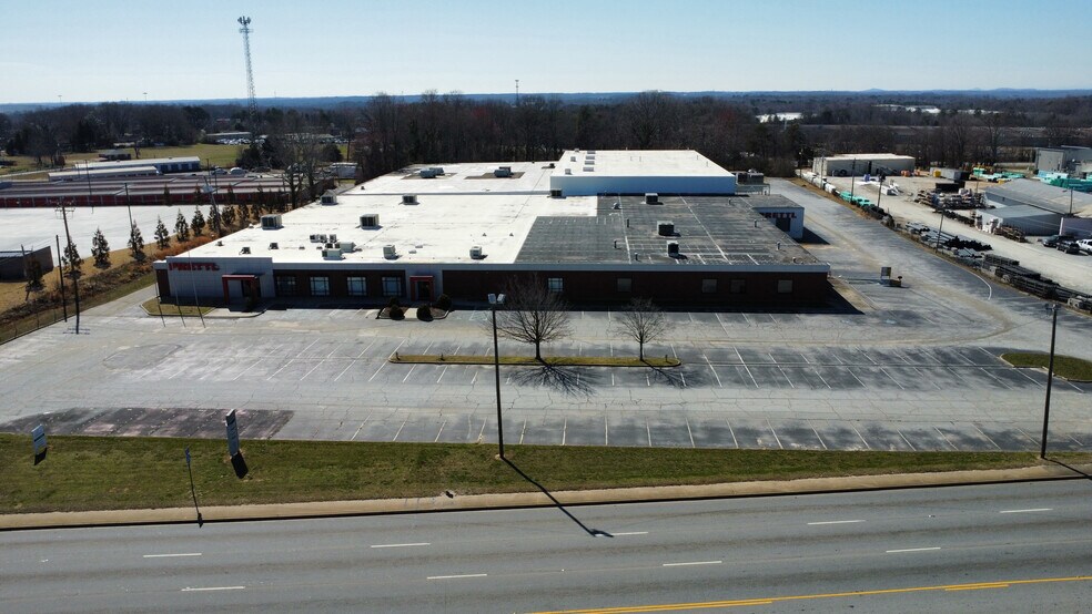 Primary Photo Of 1721 White Horse Rd, Greenville Manufacturing For Lease