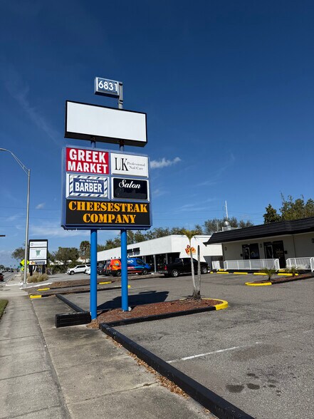 More Photos Of 6831-6841 4th St N, Saint Petersburg Unknown For Lease