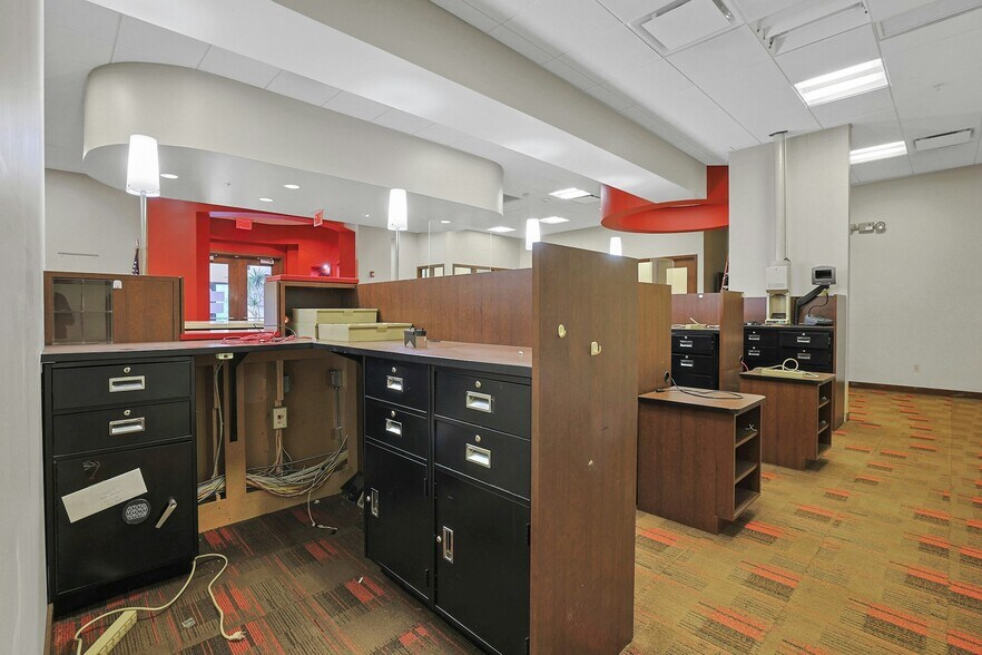 More Photos Of 1-3 Cavalry Dr, New City Storefront Retail Office For Lease