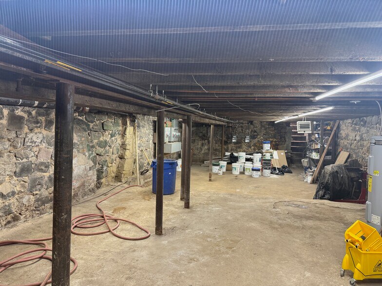 More Photos Of 580 Broadway, Brooklyn Storefront Retail Residential For Lease