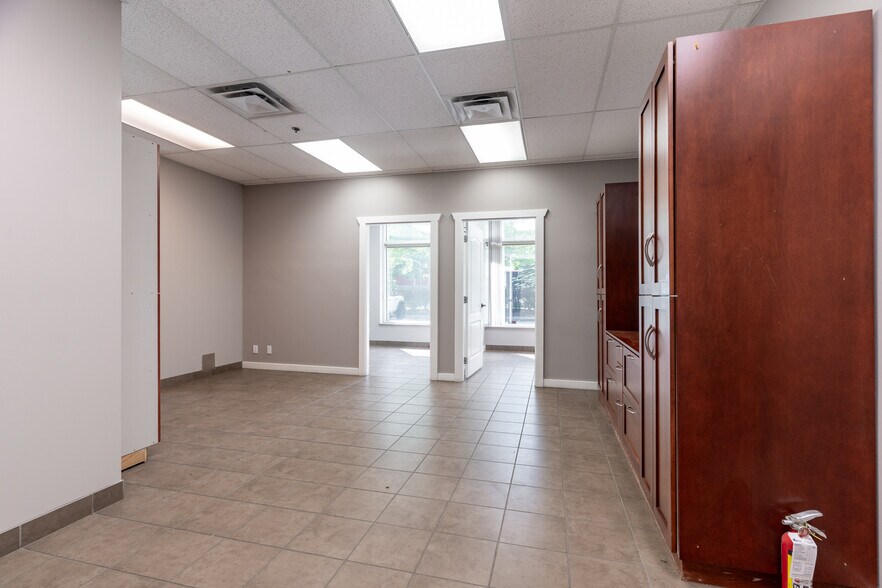 More Photos Of 5536 275 St, Langley Twp Warehouse For Lease